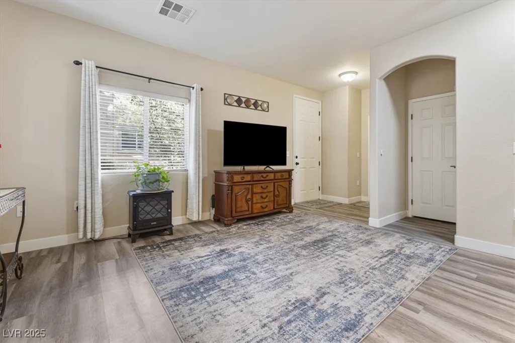 6317 Beige Bluff, North Las Vegas, NV 89081