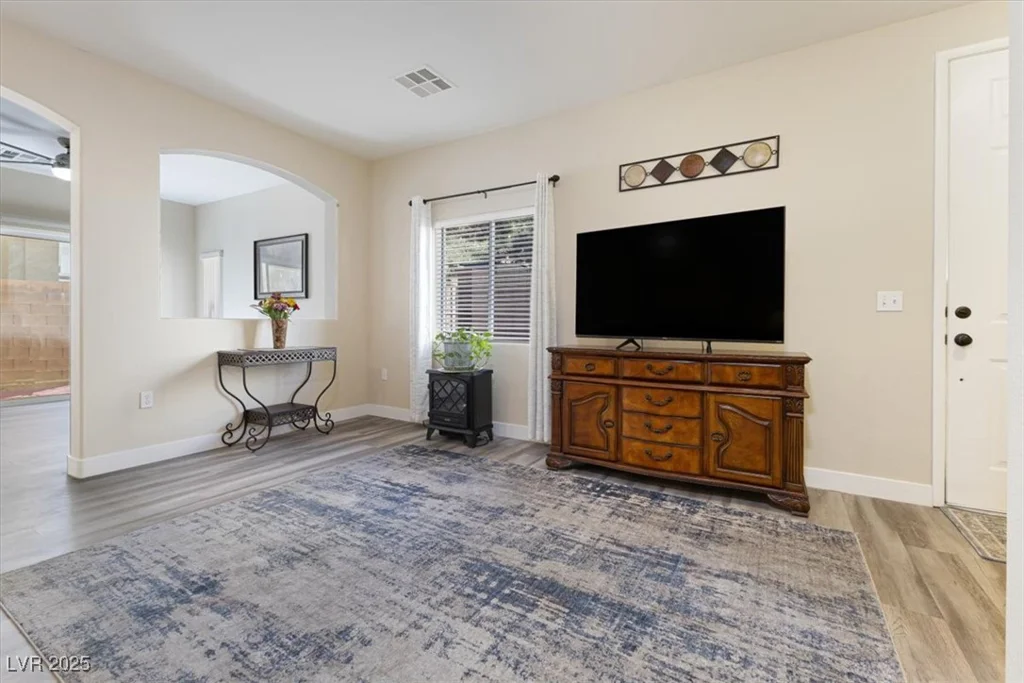 6317 Beige Bluff, North Las Vegas, NV 89081