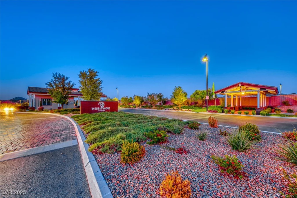 697 Sunray Park, Henderson, NV 89011