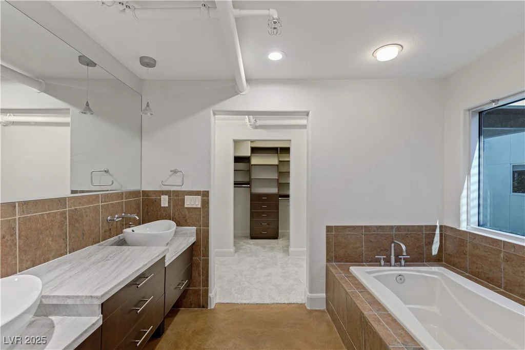 11441 Allerton Park, Las Vegas, NV 89135
