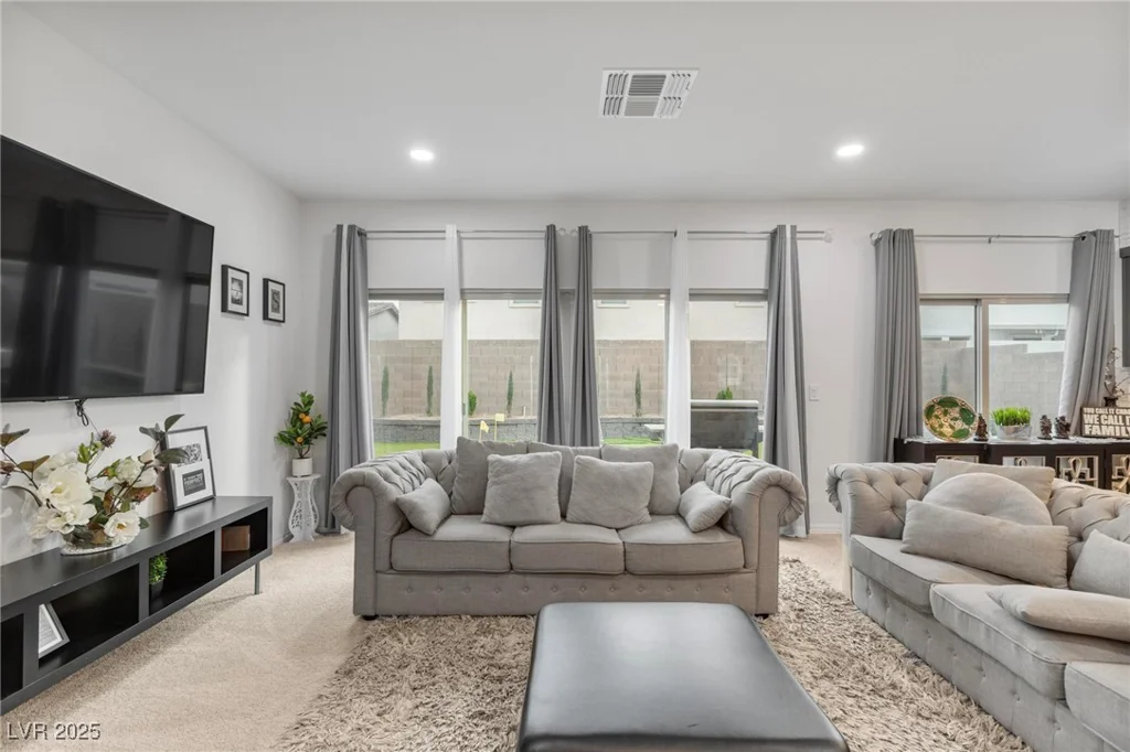 7153 Grace Estate, Las Vegas, NV 89113