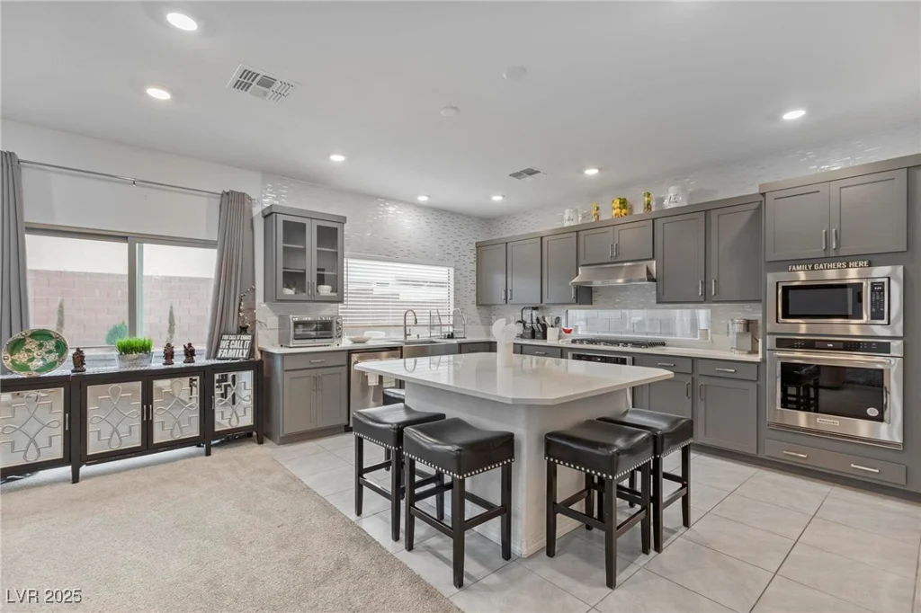 7153 Grace Estate, Las Vegas, NV 89113