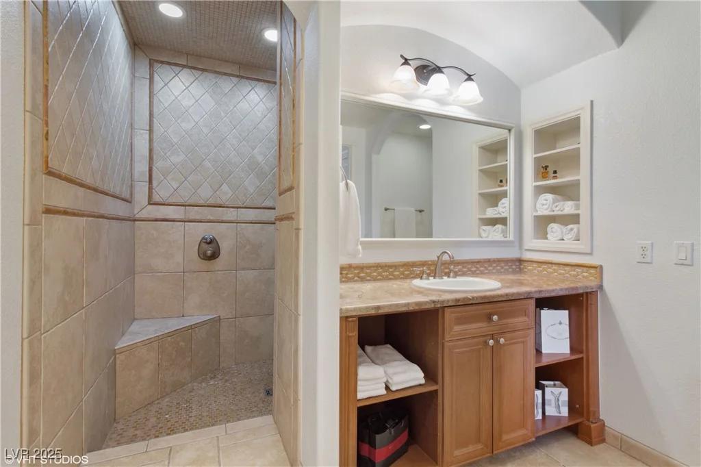 21 Via Visione, Henderson, NV 89011