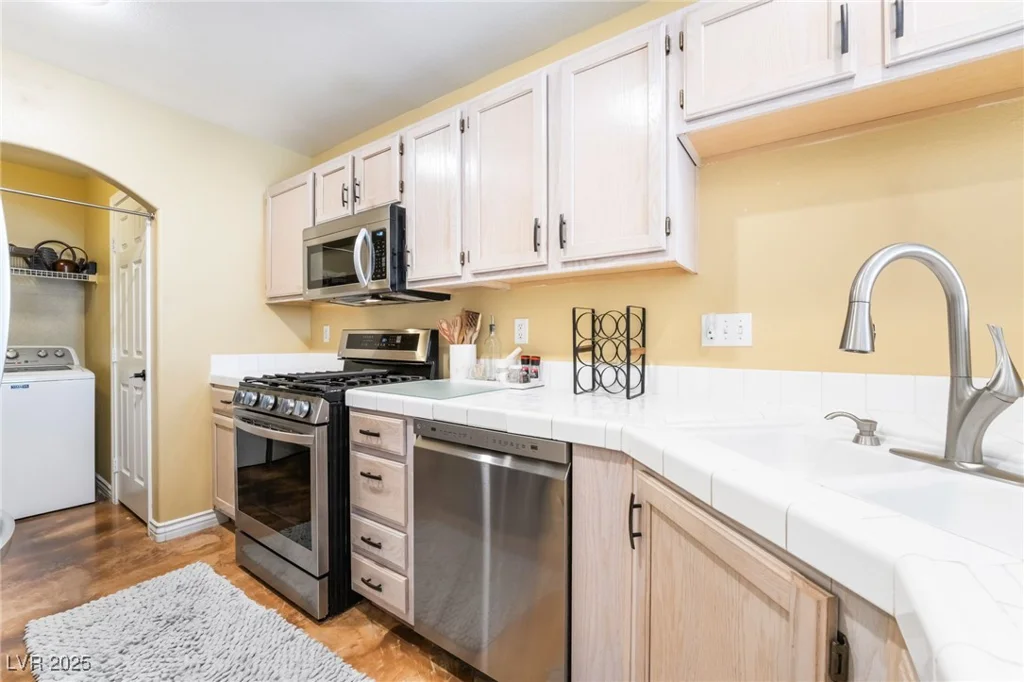 502 Fragrant Orchard, Henderson, NV 89015