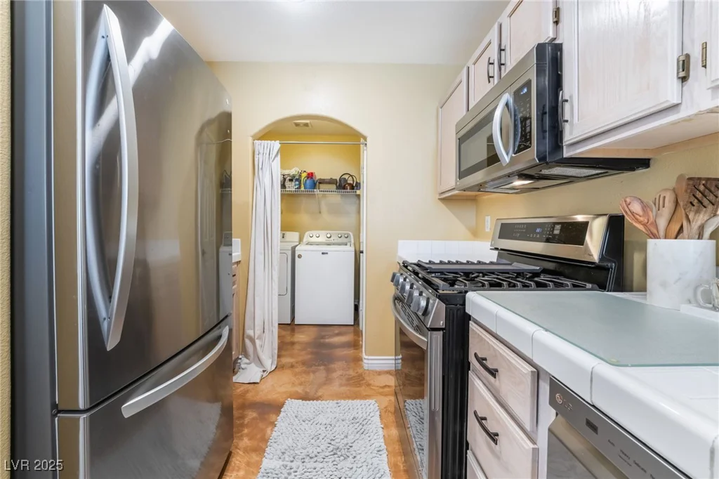502 Fragrant Orchard, Henderson, NV 89015