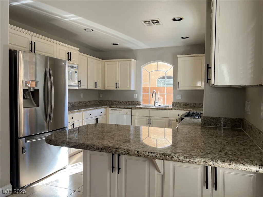 11009 Royal Highlands, Las Vegas, NV 89141