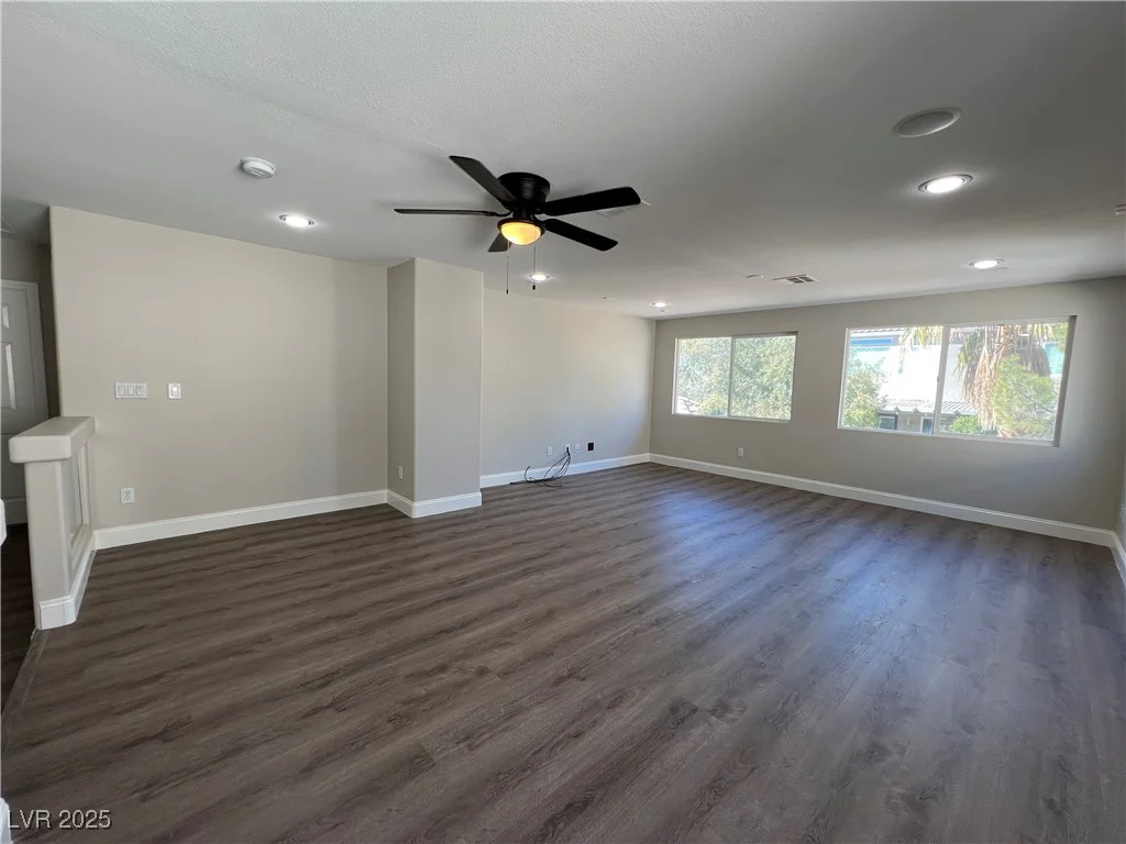 11009 Royal Highlands, Las Vegas, NV 89141