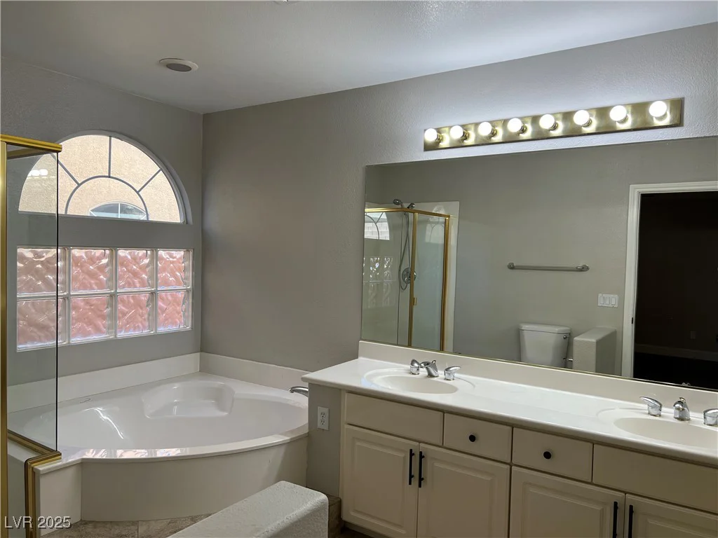 11009 Royal Highlands, Las Vegas, NV 89141