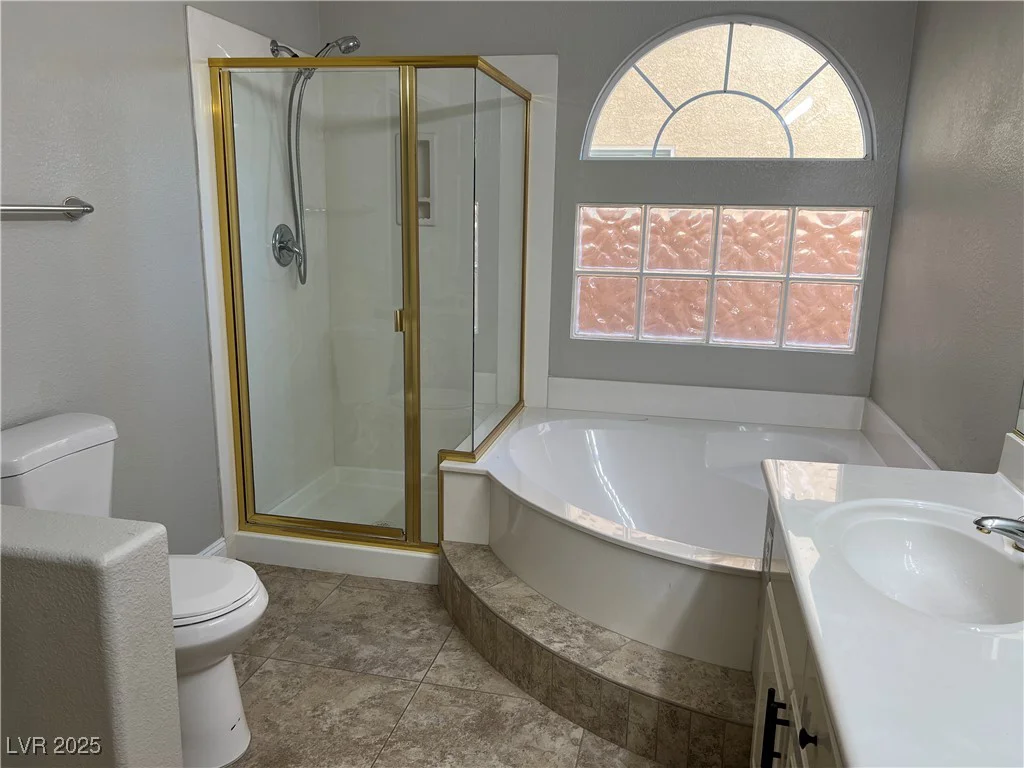 11009 Royal Highlands, Las Vegas, NV 89141