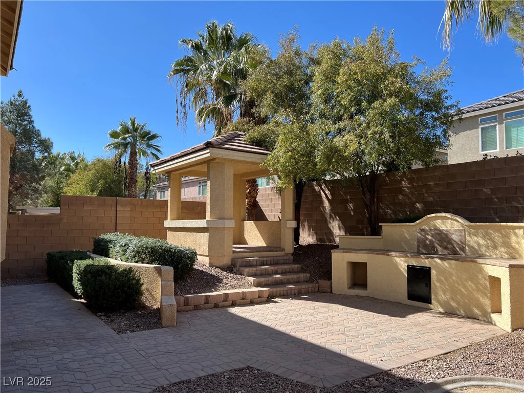 11009 Royal Highlands, Las Vegas, NV 89141
