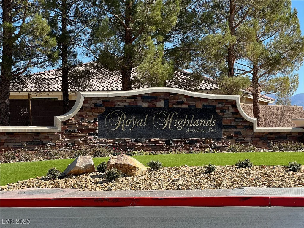 11009 Royal Highlands, Las Vegas, NV 89141
