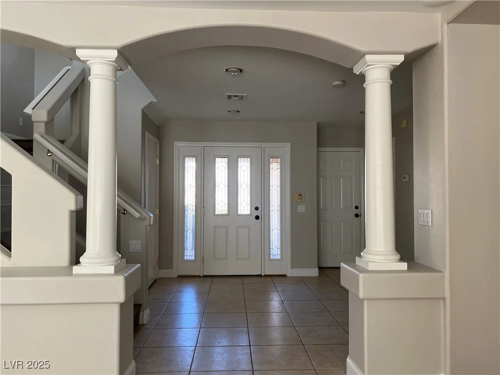 11009 Royal Highlands, Las Vegas, NV 89141