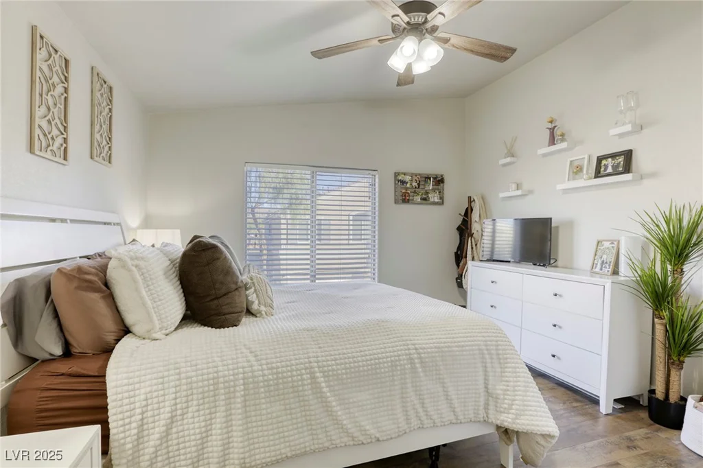 1099 Sheer Paradise, Henderson, NV 89002