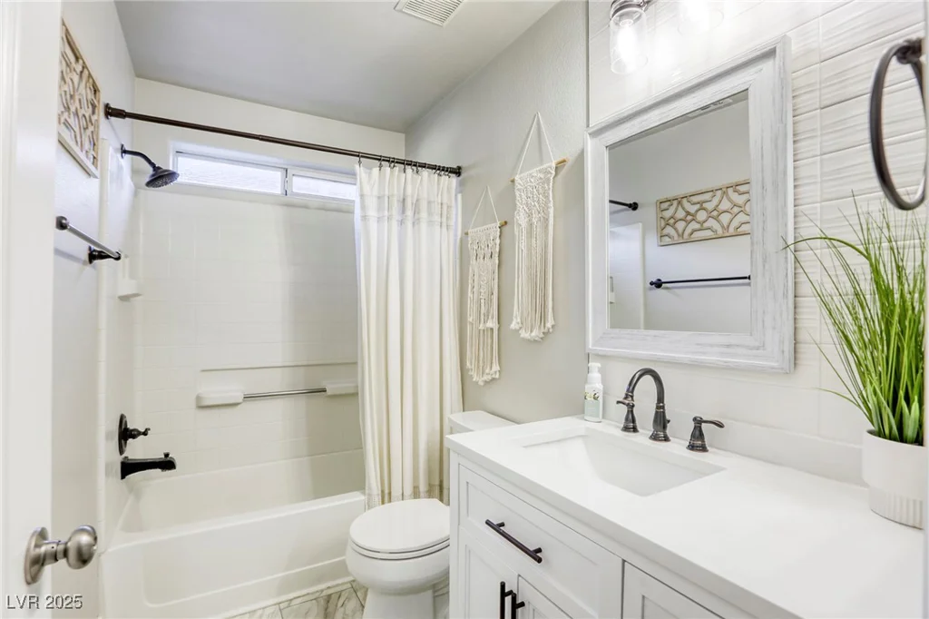 1099 Sheer Paradise, Henderson, NV 89002