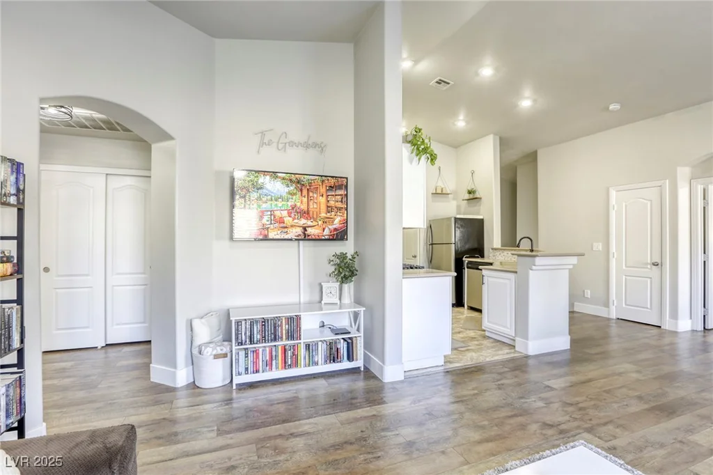 1099 Sheer Paradise, Henderson, NV 89002
