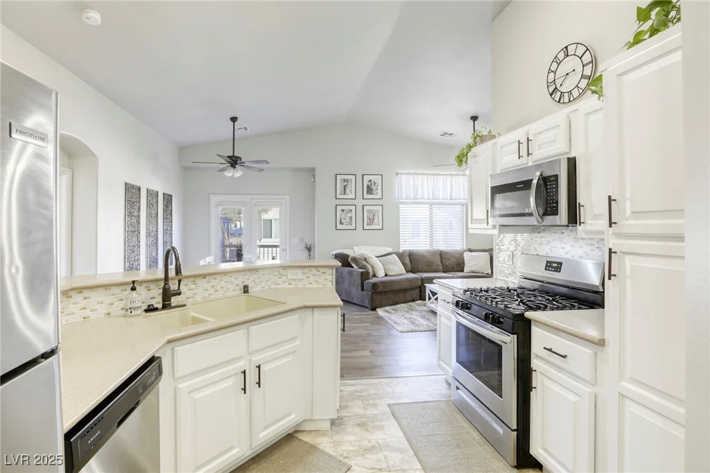 1099 Sheer Paradise, Henderson, NV 89002