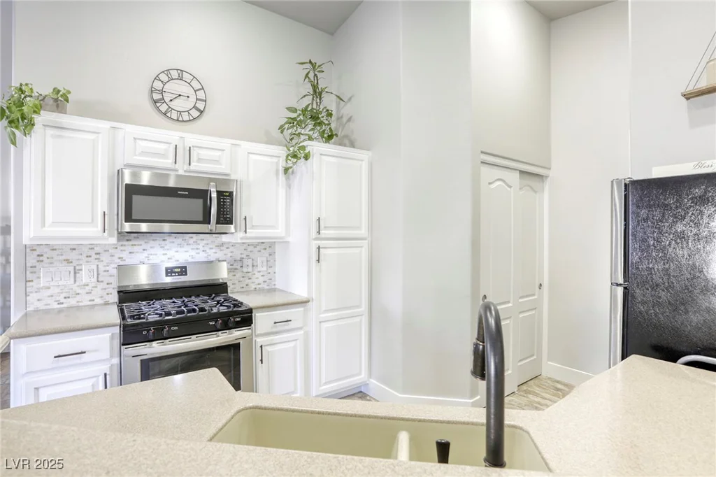 1099 Sheer Paradise, Henderson, NV 89002