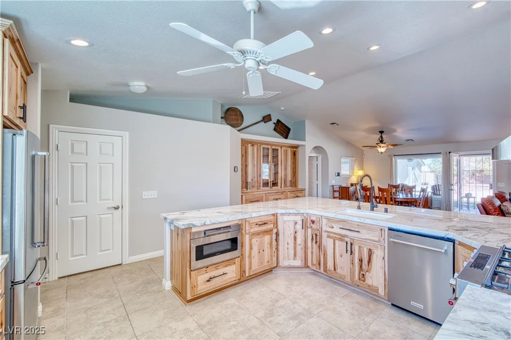 5090 Balhurst, Pahrump, NV 89061