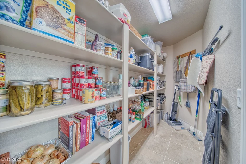5090 Balhurst, Pahrump, NV 89061