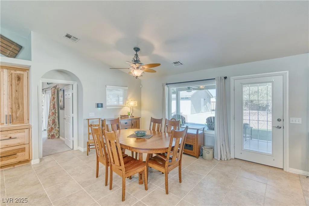 5090 Balhurst, Pahrump, NV 89061