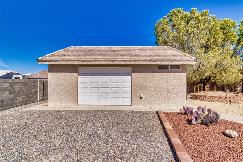 5090 Balhurst, Pahrump, NV 89061