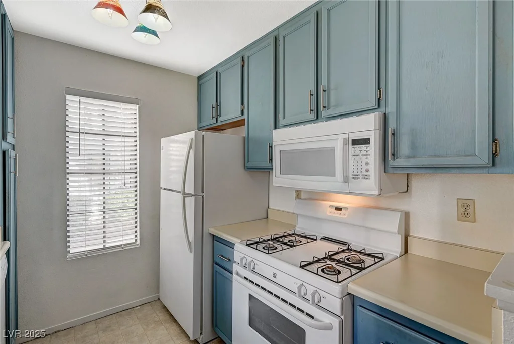 4718 Nara Vista, Las Vegas, NV 89103