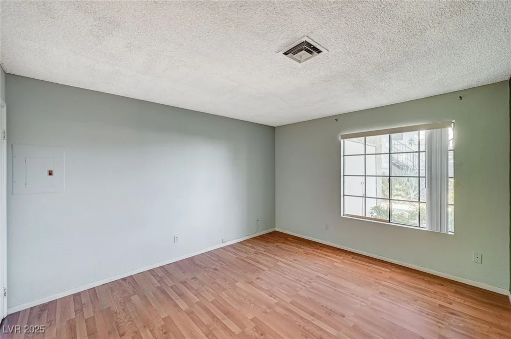 4718 Nara Vista, Las Vegas, NV 89103