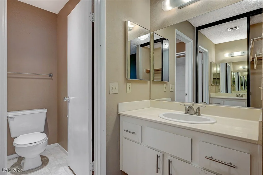 4718 Nara Vista, Las Vegas, NV 89103