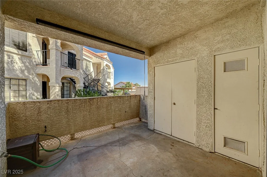 4718 Nara Vista, Las Vegas, NV 89103
