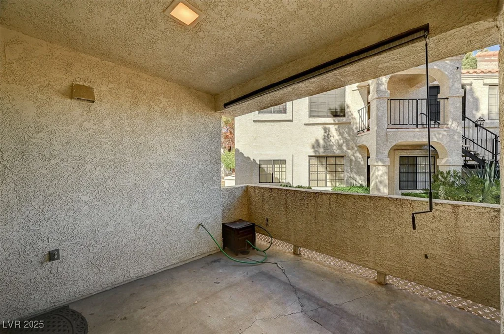 4718 Nara Vista, Las Vegas, NV 89103