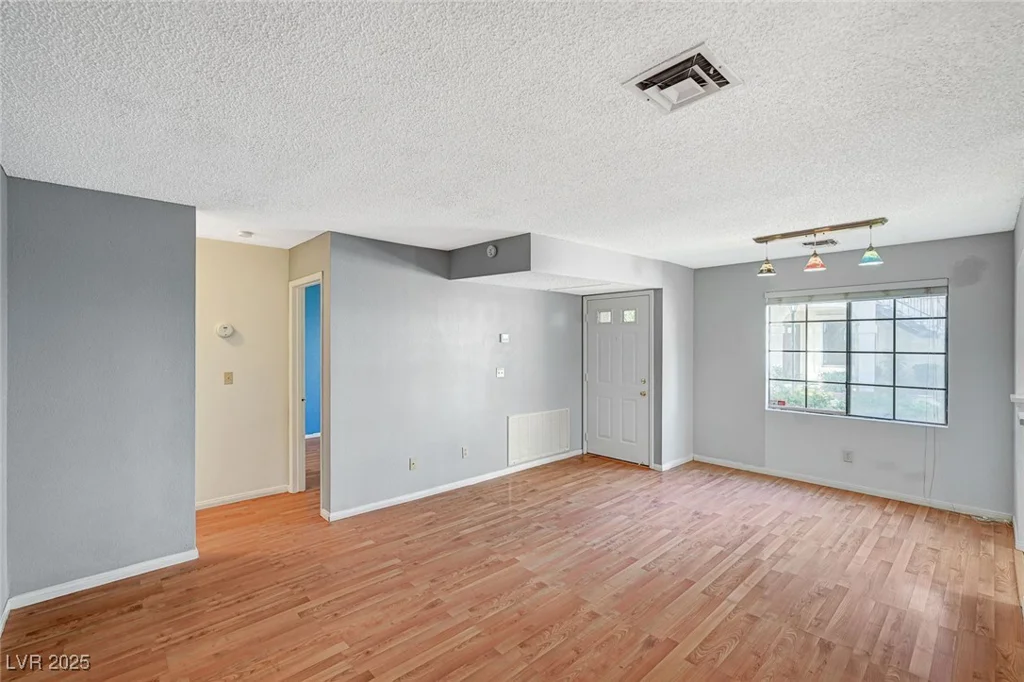 4718 Nara Vista, Las Vegas, NV 89103