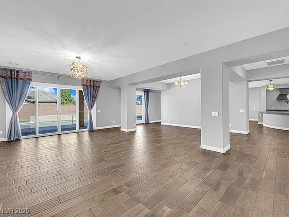 380 Baratheon, Las Vegas, NV 89183