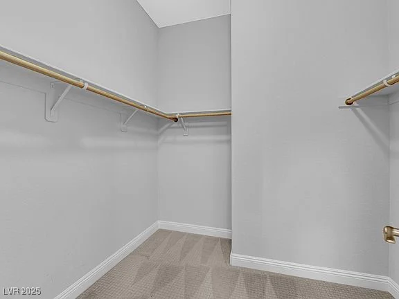 380 Baratheon, Las Vegas, NV 89183