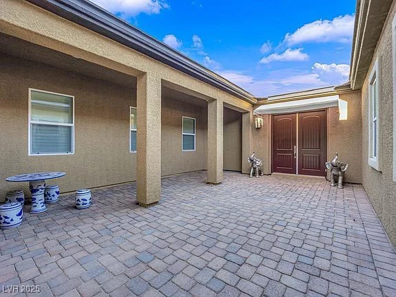 380 Baratheon, Las Vegas, NV 89183