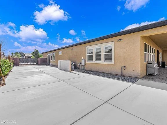 380 Baratheon, Las Vegas, NV 89183