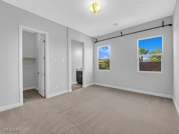 380 Baratheon, Las Vegas, NV 89183