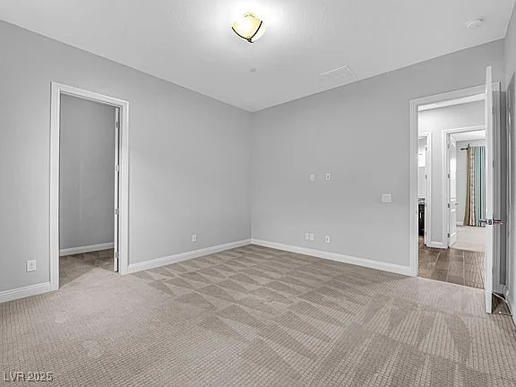 380 Baratheon, Las Vegas, NV 89183