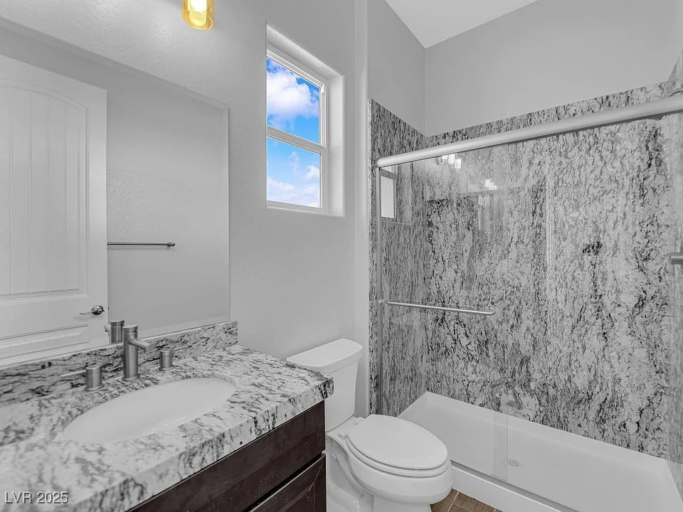 380 Baratheon, Las Vegas, NV 89183