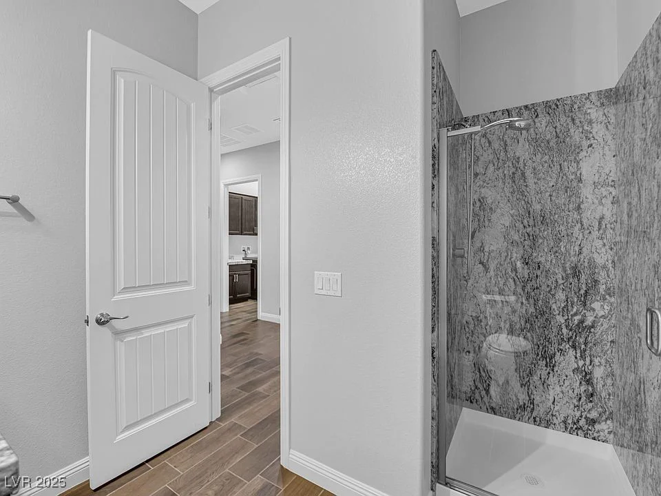 380 Baratheon, Las Vegas, NV 89183
