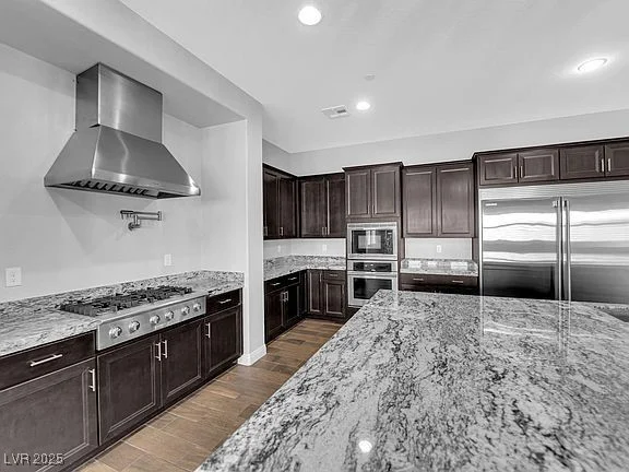380 Baratheon, Las Vegas, NV 89183