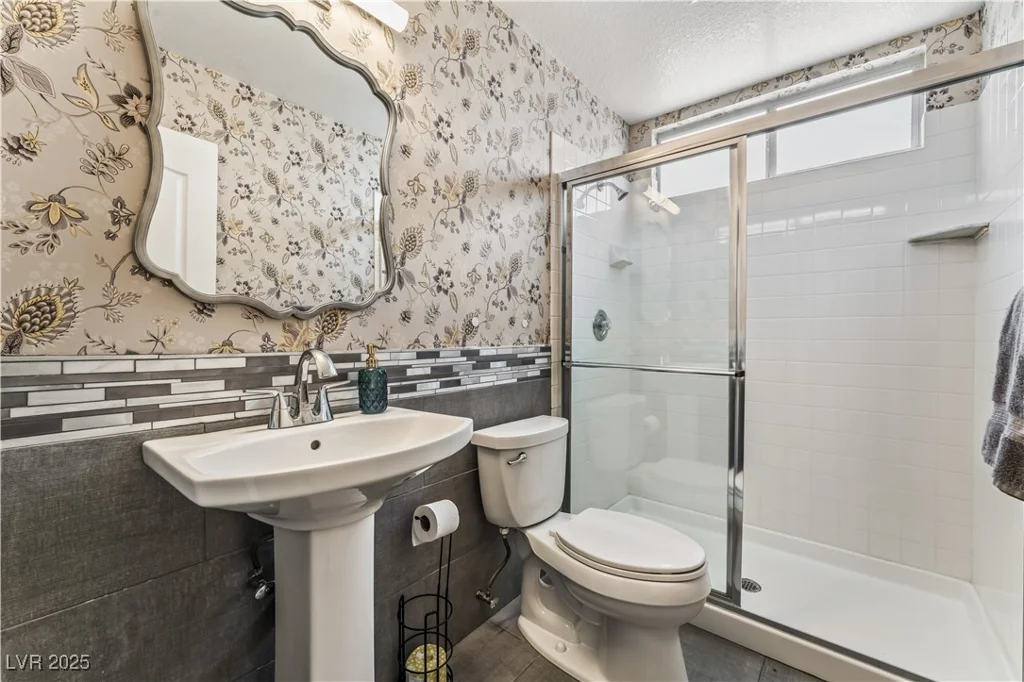 7837 Silver Plateau, Las Vegas, NV 89128