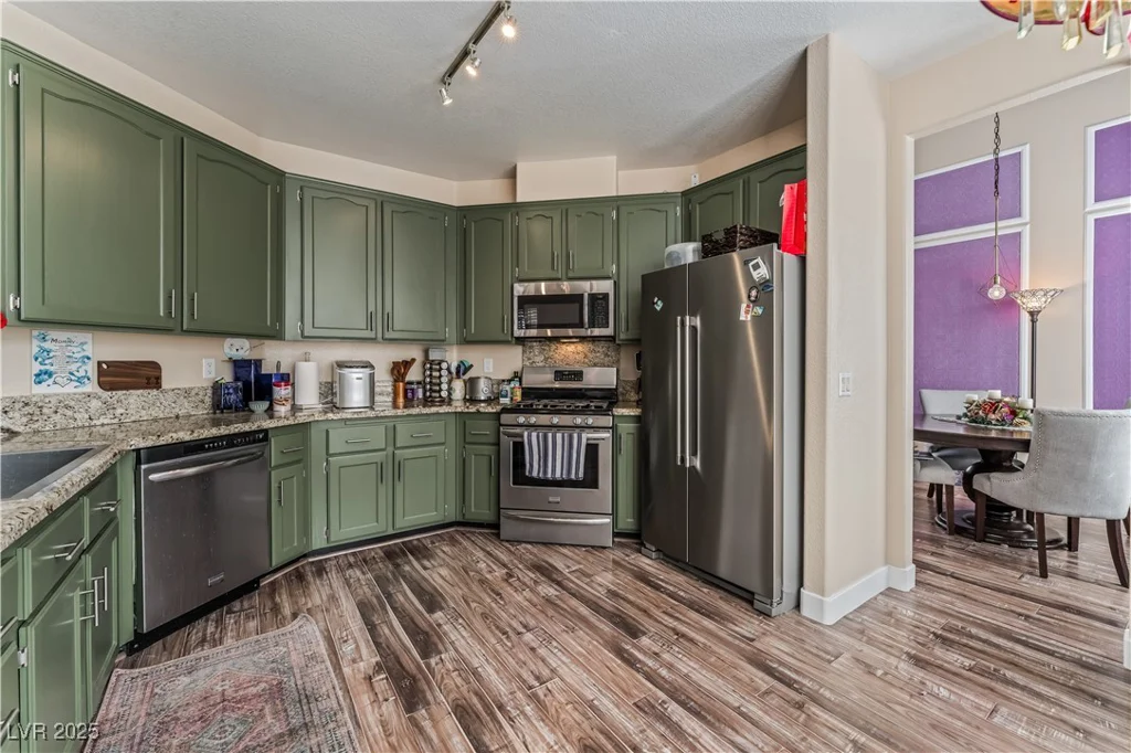 7837 Silver Plateau, Las Vegas, NV 89128