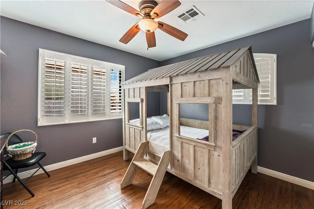 7837 Silver Plateau, Las Vegas, NV 89128
