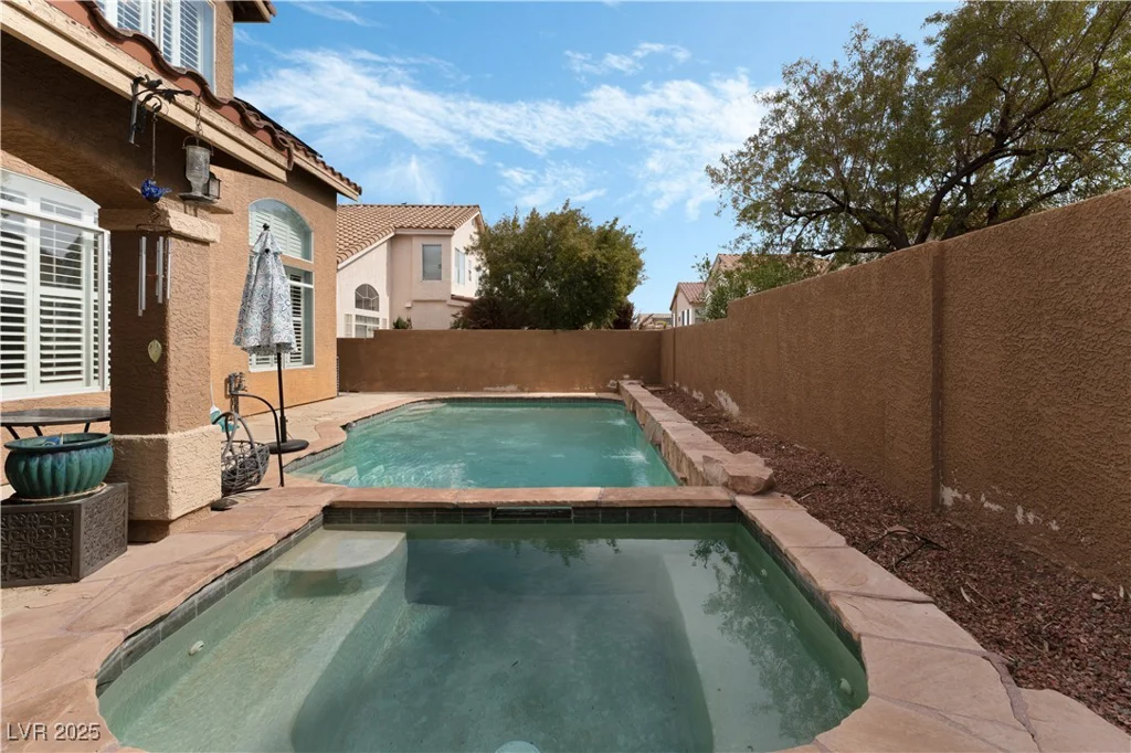 7837 Silver Plateau, Las Vegas, NV 89128