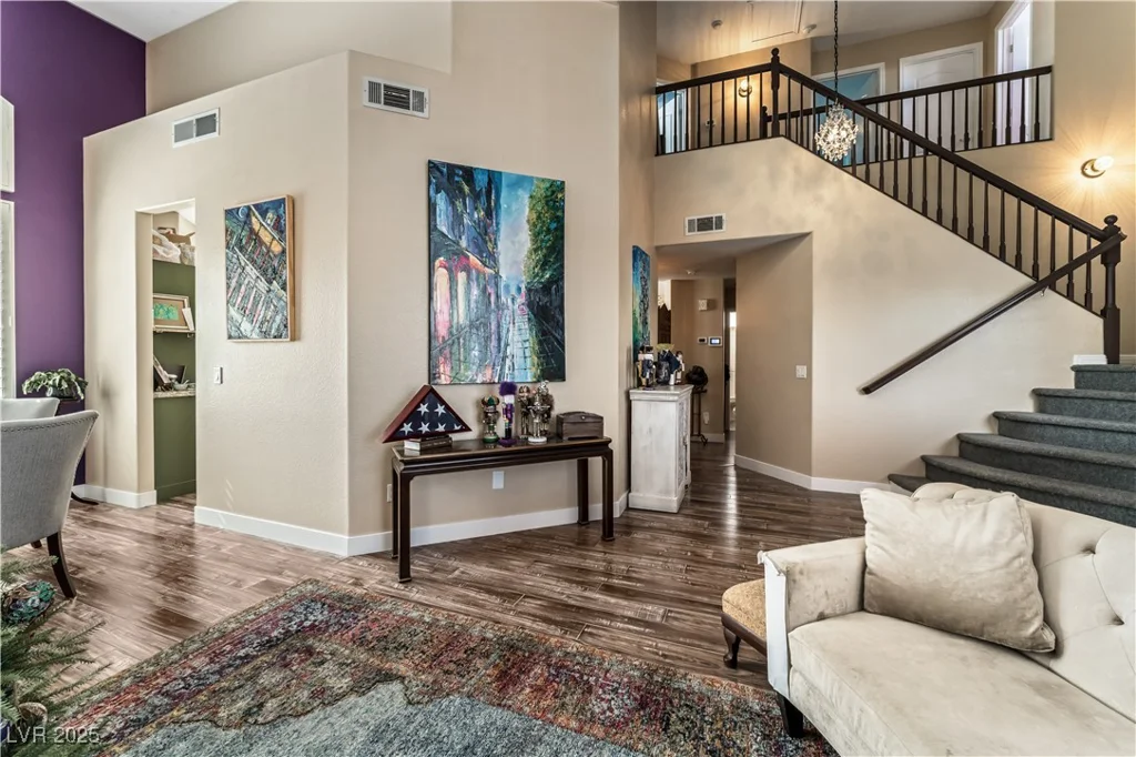 7837 Silver Plateau, Las Vegas, NV 89128