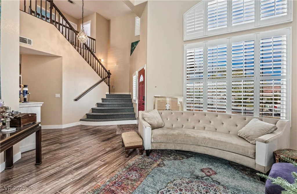 7837 Silver Plateau, Las Vegas, NV 89128