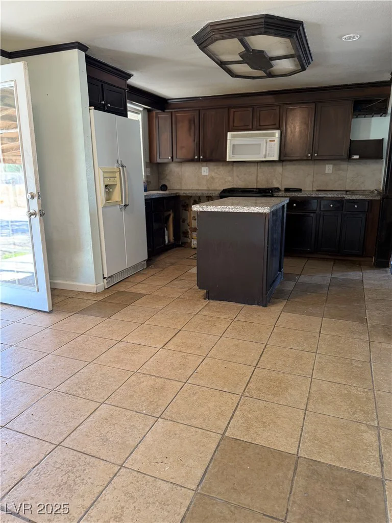 4431 Turner, Pahrump, NV 89061
