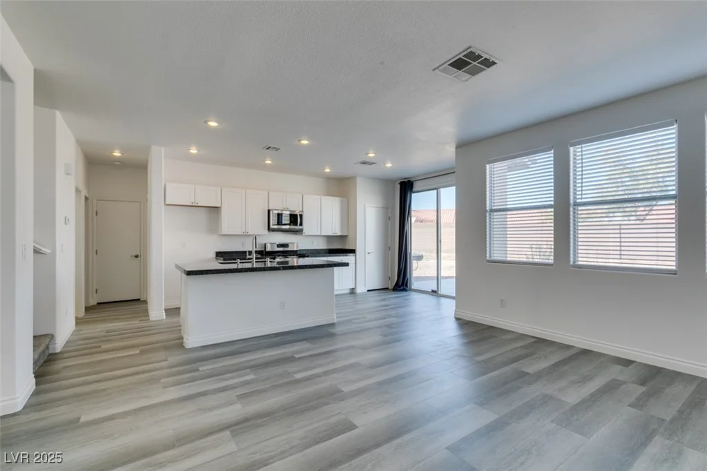 4141 Coburn, North Las Vegas, NV 89032