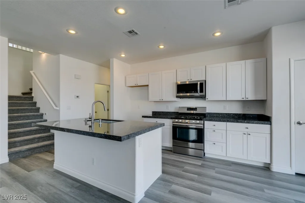 4141 Coburn, North Las Vegas, NV 89032