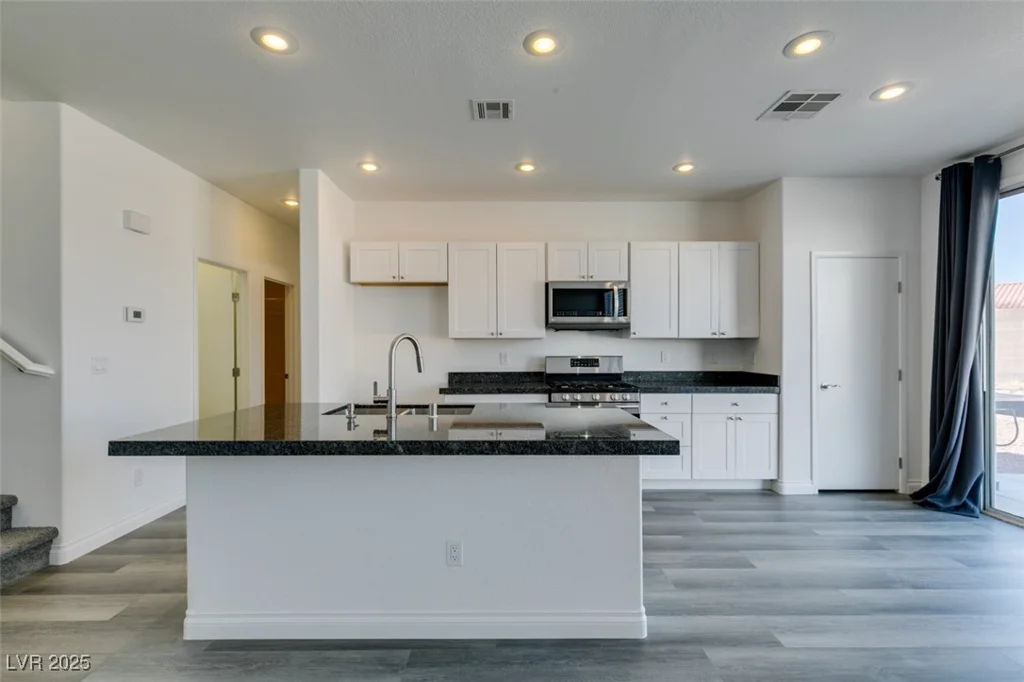 4141 Coburn, North Las Vegas, NV 89032